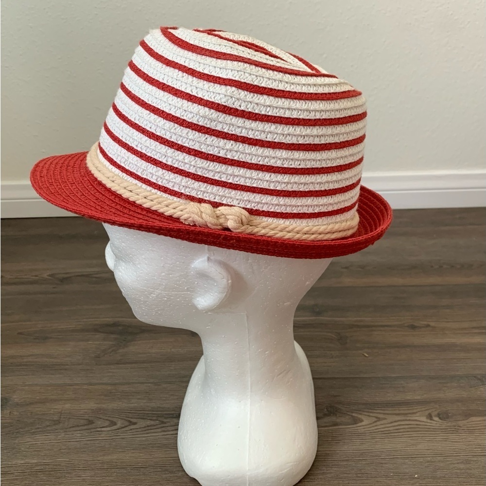 Magid hat